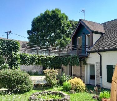 Merceuil House | Discover L'instant Beaun'heur: Oceanview Family Retreat