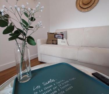 Les Sables d'Olonne Apartment | Relax at L'instant Chaumois - Oceanfront Escape in Olonne