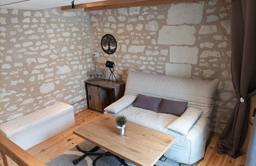 Civray-sur-Esves House | Guest Rated 10/10 at L'instant Civray - Family & Pet Friendly