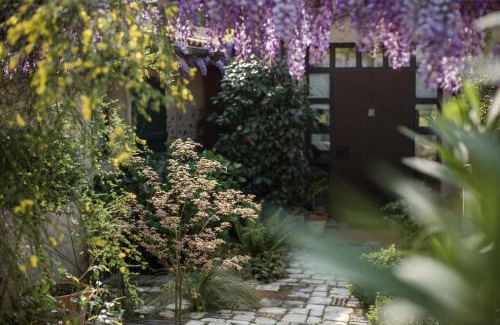Saint-Mars-de-Coutais Bed & Breakfast | Inviting L'instant jardin: Guest Rated 9.7 with Breakfast
