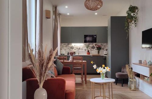 Clermont-Ferrand House | Sunny Terrace Retreat: Family-Friendly Getaway with a 9.7 Rating