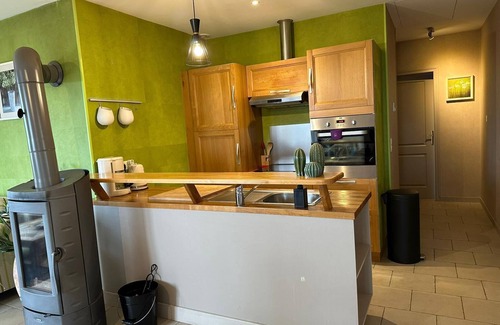 Cernay-les-Reims House | Experience l'Intemporel Maison with Vineyard Views & Amenities