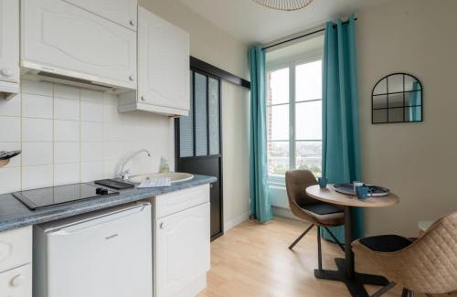 Lancieux Apartment | Oceanfront Studio Steps from the Beach at L'Islet