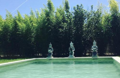 Saumane-de-Vaucluse Apartment | Oceanfront Getaway at L'Islo Bamboo - Pet Friendly & Pool