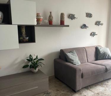 Peschiera Maraglio Apartment | Oceanfront Retreat at L'Isola dei Sapori – Guest Rated 8.2