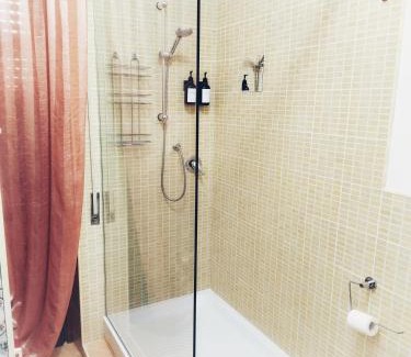 Sermoneta Apartment | Inviting L'oasi di Alice: Family-Friendly Retreat with 9.6/10
