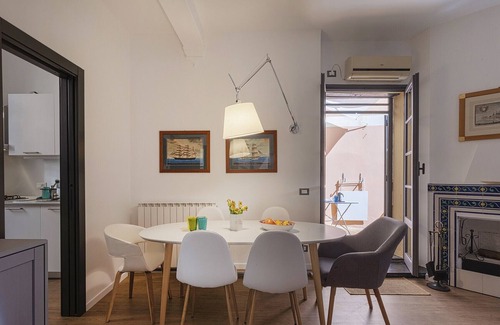 Genoa Historical Centre Apartment | Guest Rated 9.8: L'Oasi di Campo Pisano Awaits You