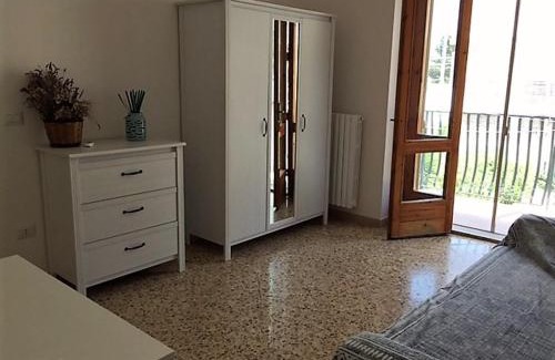 Torre Colimena Apartment | Family-Friendly L'Oasi di Francesco with Kitchen & Pets Welcome