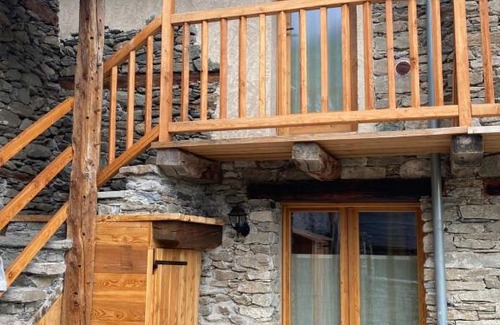 Sampeyre House | Pet-Friendly Retreat at L'Oasi di Sodani 2 - Rated 8.3/10