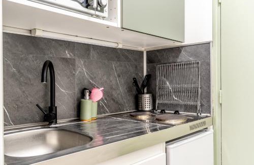 Saint-Nazaire Apartment | Convenient L'Oasis Studio: Steps from the Beach & City