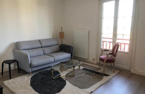 Benerville-sur-Mer Apartment | Oceanfront Escape at L Oceanide - Rated 8.7/10 by Guests