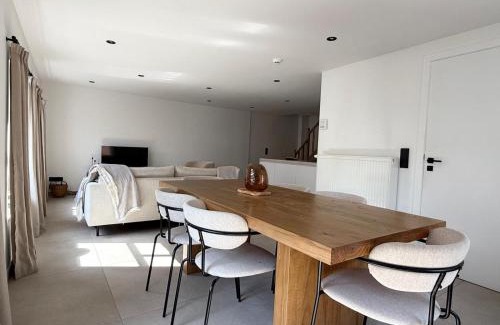 Waha Apartment | Pet-Friendly Retreat at L'Officine - Résidence Le Cercle