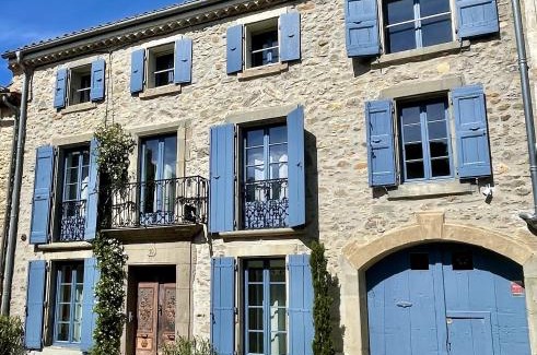 Roubia House | Oceanfront Bliss at L'oiseau Bleu Suite - Guest Rated 9.4