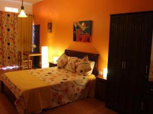 Flic-en-Flac Apartment | Cozy L'Oiseau de L'Ocean Residence with Pool & Hot Tub