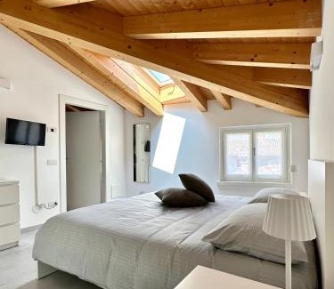 Valeggio sul Mincio House | Unmatched Comfort at L’Oleandro - Rated 10/10!