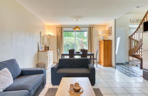 Canteleu House | Discover L'Olivier: Cozy Home with Parking & Garden