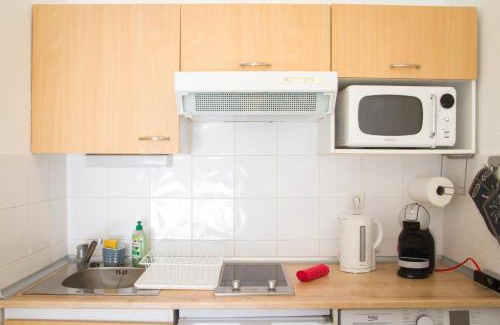 Chalezeule Apartment | Pet-Friendly Retreat with Pool at L'Olympic - 8/10 Rated