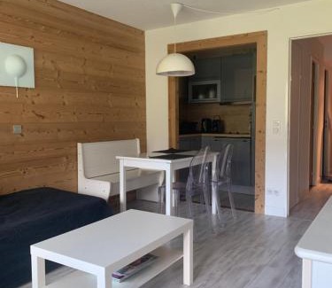 Val-Thorens Apartment | Family-Friendly Retreat at L'olympic with Top Guest Ratings