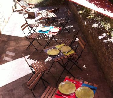 Saint-Thomas-de-Conac House | Cozy L'Ombrière: Family-Friendly with 9.7/10 Guest Rating