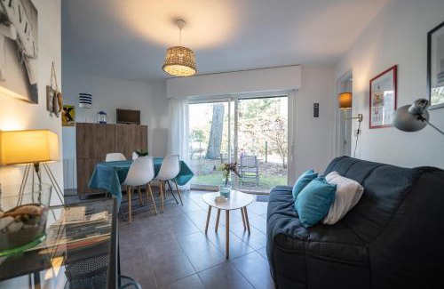 Pyla-sur-Mer Apartment | Cozy Oceanfront Retreat at L'Orée - Family-Friendly Escape