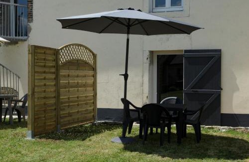 Pont-de-Poitte House | Family-Friendly Retreat at L'Orée des Lacs - Rated 8.2/10
