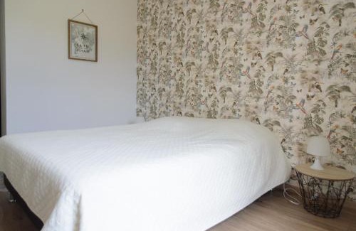 Pont-de-Poitte House | Family-Friendly Retreat at L'Orée des Lacs - Rated 8.2/10