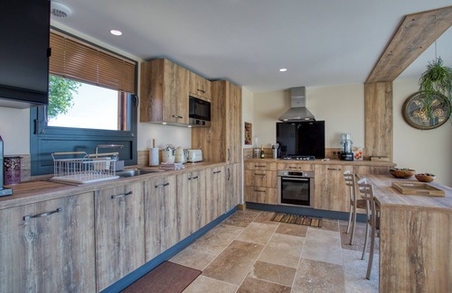Eymet Ski Chalet | L'Orée du Bois du Domaine des Hauts de Rouquette
