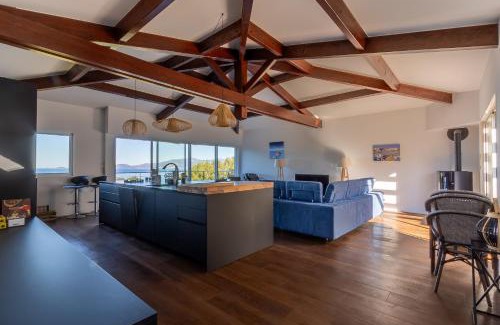Portigliolo House | Ocean View Retreat at L'Orangeraie de Portigliolo