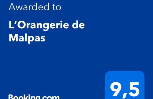 Quingey Bed & Breakfast | Relax at L’Orangerie de Malpas: Oceanfront Oasis with Pool