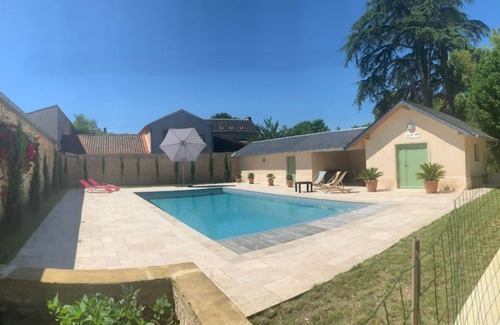 Jaunay-Clan House | Discover L'orangerie: Family-Friendly Gîtes near Futuroscope