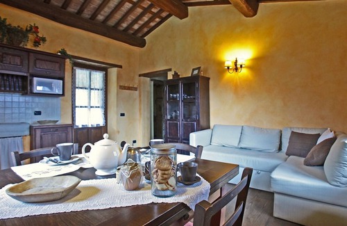 Pieve Fosciana Apartment | Discover L'Ormasso: Family-Friendly Retreat in Pieve Fosciana