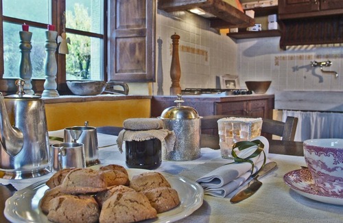 Pieve Fosciana Apartment | Discover L'Ormasso: Family-Friendly Retreat in Pieve Fosciana