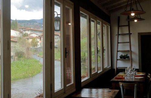 Porciano Bed & Breakfast | Discover L'Ospitale dei Brilli: Top-Rated with Hot Tub