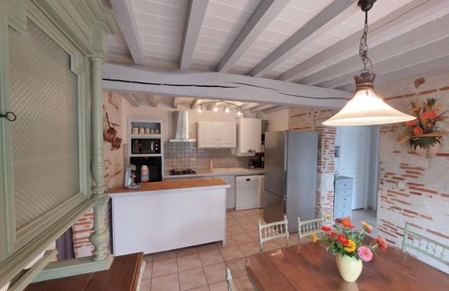 Brax House | Relax at L'Ostalet de Sarron - Spa, Pool & Family-Friendly
