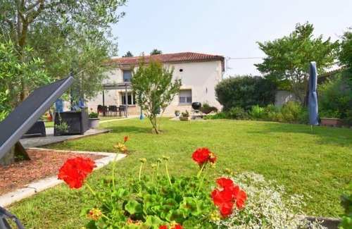 Brax House | Relax at L'Ostalet de Sarron - Spa, Pool & Family-Friendly