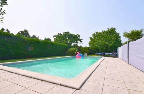 Brax House | Relax at L'Ostalet de Sarron - Spa, Pool & Family-Friendly