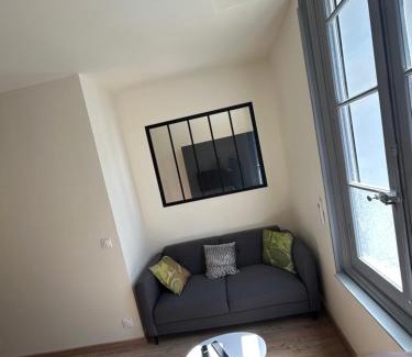 Castelnaudary Apartment | Discover L Oustalet: Your Ideal Budget Retreat