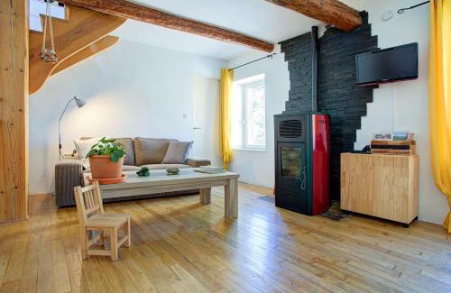 Ferrals-les-Corbieres House | L'Oustalet - Single-family home with terrace Oustalet