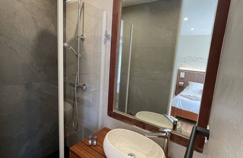 Porquerolles Hotel | Relax at L'oustaou de Porquerolles with Spa and Dining