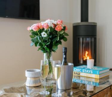 Bullion Villa | Relaxing Retreat at L’Oxalis Villa with Private Spa Amenities