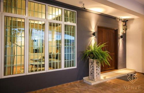 Kampung Simee House | Discover L&P Boutique Residence: Family-Friendly Comfort