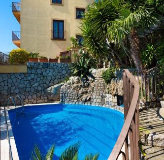 Vico Equense House | Discover L'Ulivo Resort: Pool & Oceanfront Bliss Awaits