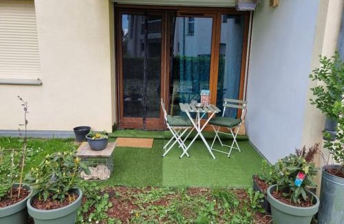 Cronenbourg Est Apartment | Experience Comfort at L'univers au blanc - Rated 9.4/10