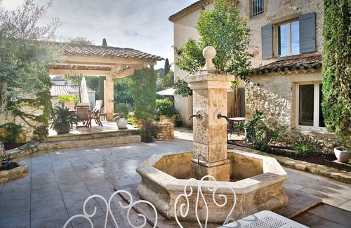 Blauzac Bed & Breakfast | Experience Comfort at L'uzétienne - Le Mas des Aires