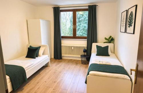 Alsdorf Apartment | L21-Apartment Alsdorf, 2 Zimmer, 3 Betten, Standardisierte Ausstattung, ideal für Reisende, Pendler, Familien