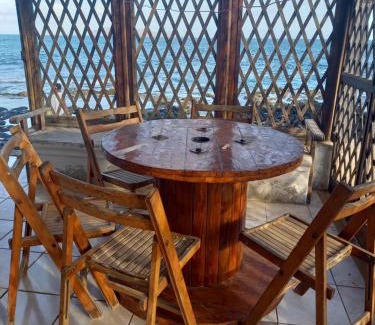 Sao Vicente House | Oceanfront Getaway at L2B - São Vicente with Breakfast