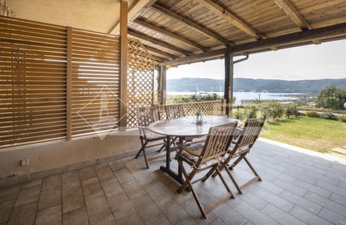 Capo d'Orso Apartment | Cozy L304 Appartamento with Kitchen & Breakfast in Porto Mannu