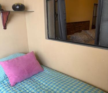 Centro Apartment | La Adornada Girasol