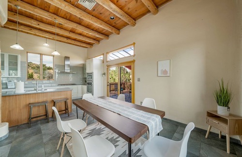 Farmington House | La Adventura: Poolside Retreat with Direct Land Access