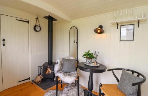 Penrith House | Discover Comfort at La'al Ling - A 4-Star Retreat